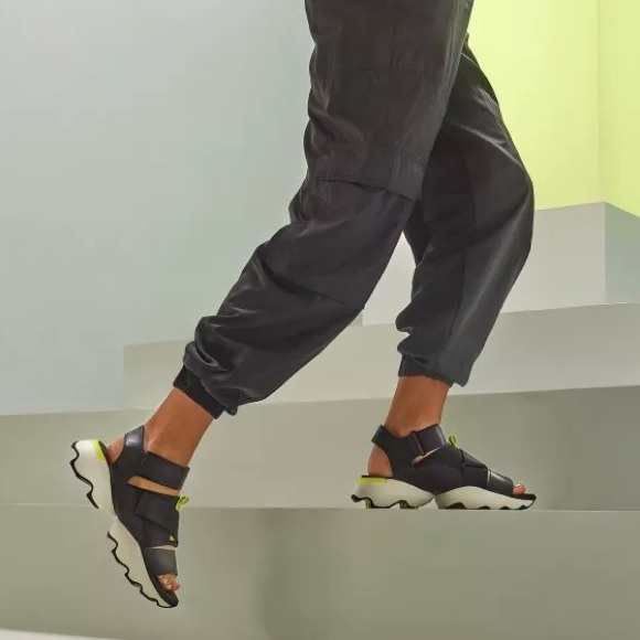 SOREL KINETIC™ IMPACT SPORTY SANDAL - Picture 3 of 15
